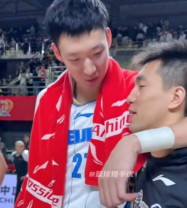 乐部教练